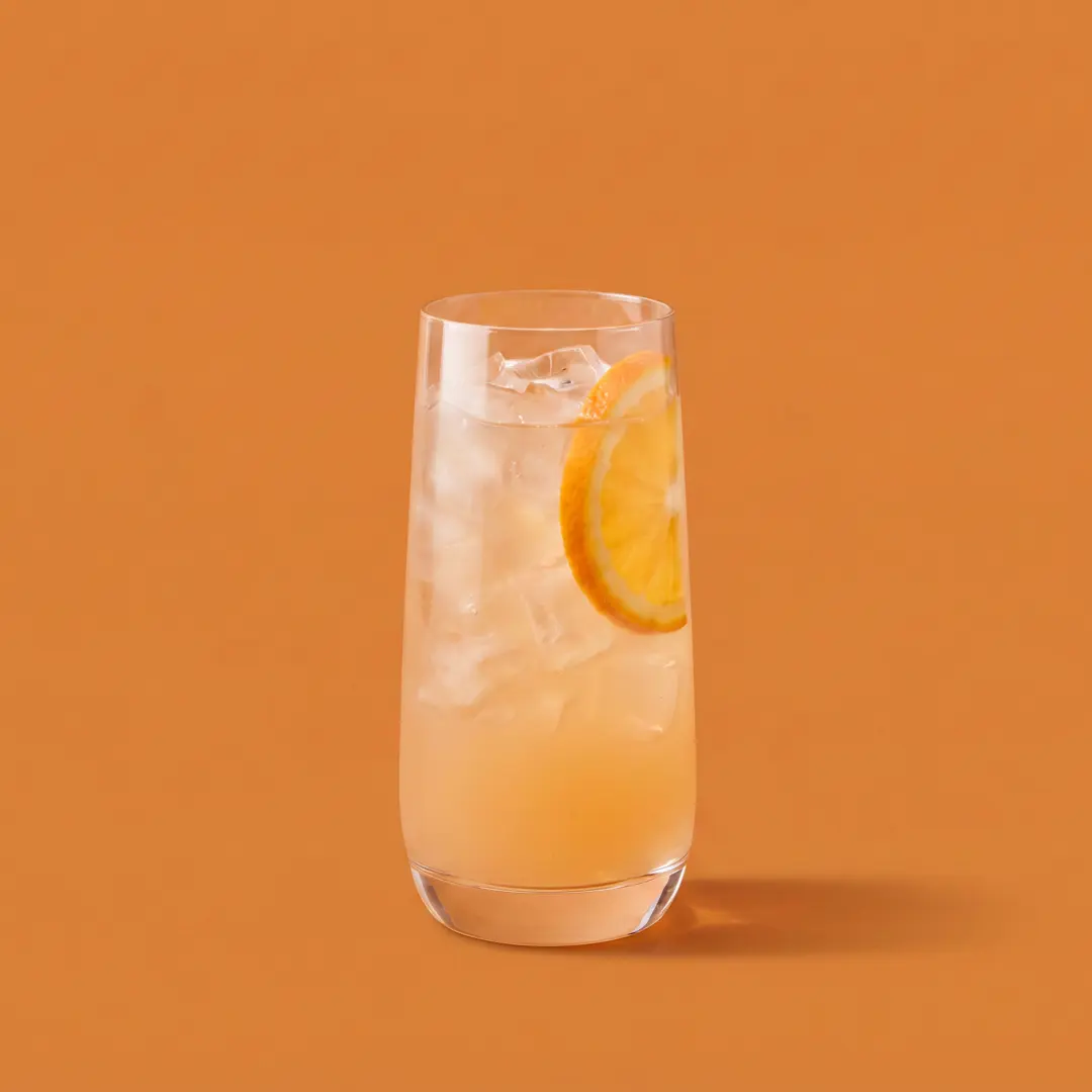 Cointreau Noir & Ginger Ale